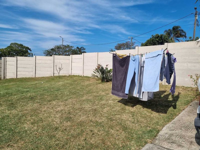 Charming 2 Bedroom House to rent in Beacon Bay - Photo 9