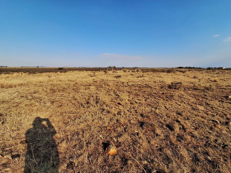 Exceptional Value - 4.9 Hectare Vacant Land - Photo 2