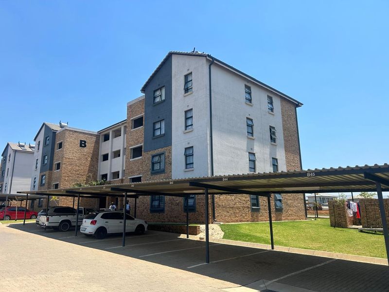 Cranes@Riverside R 580 000, 2 beds , 1 bath - Photo 2