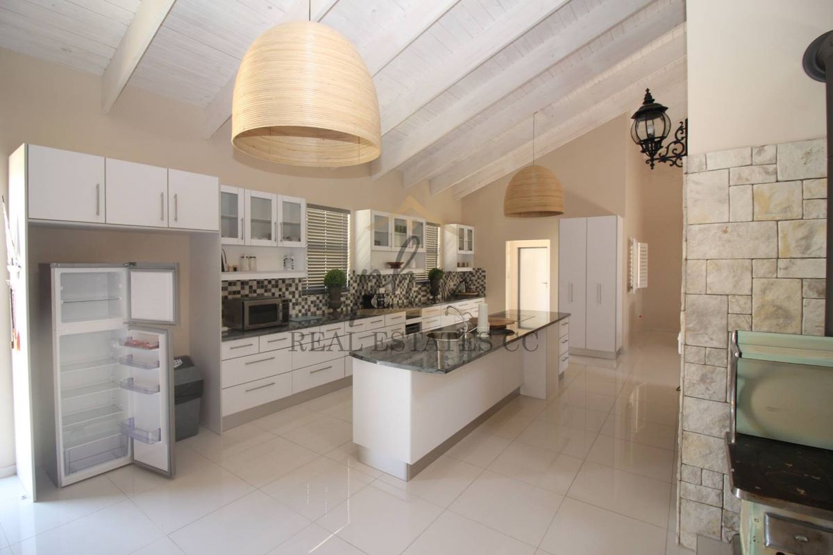 3 Bedroom House for sale - Swakopmund (Kramersdorf) - Photo 3