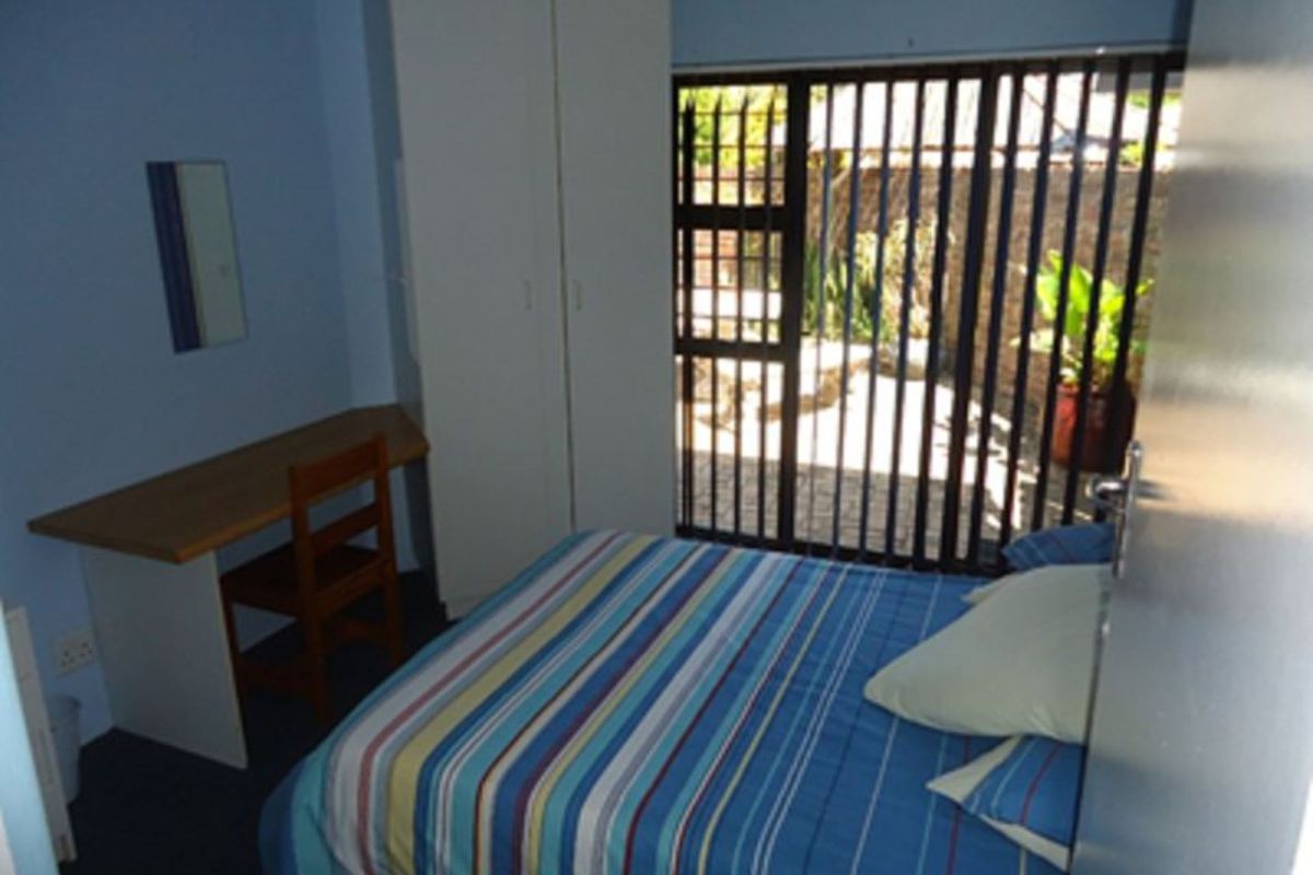 Female Student Accommodation - Summerstrand - Photo 4
