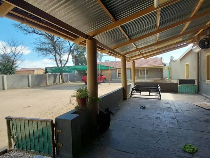 Okahandja - 2 Bedroom House with Flat For Sale - Photo 7