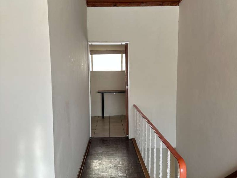 Peaceful living in South End: Sunny and pleasant unit - Photo 8