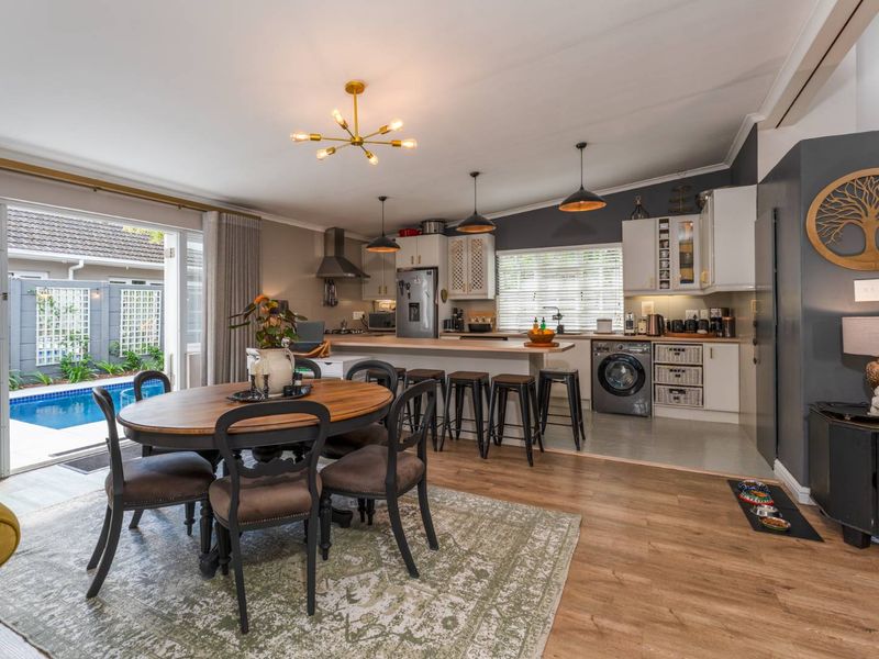 COMFY AND WELCOMING - Photo 6