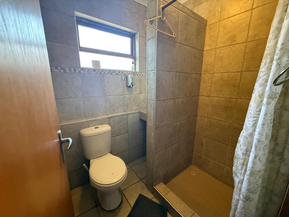 en-suit bathroom of bedroom 5