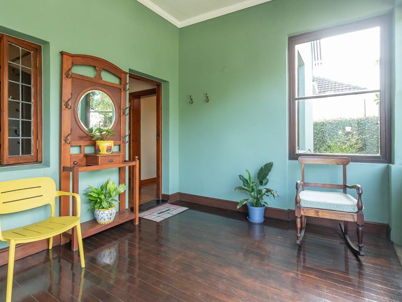 A Rare Opportunity to Own an Iconic Newlands Home with an Established Veterinary Practice - Photo 2
