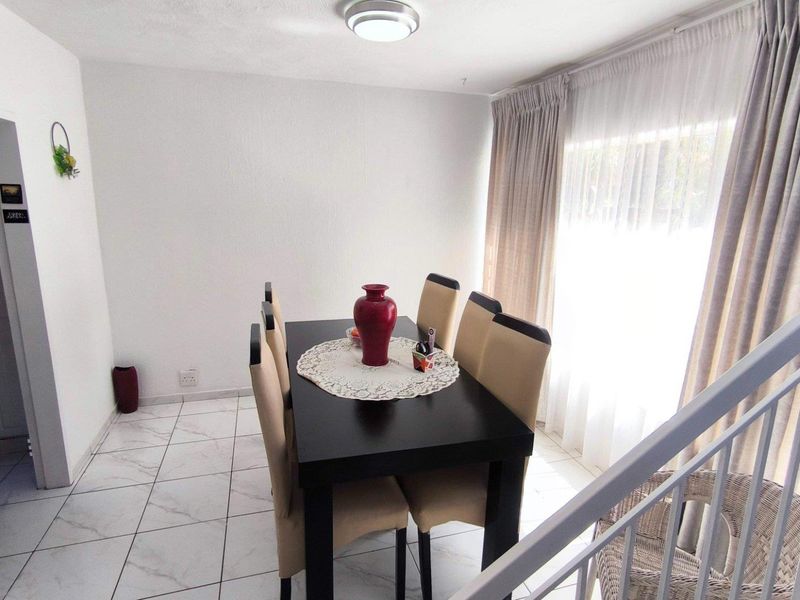 Pet-friendly Townhouse! - Photo 7