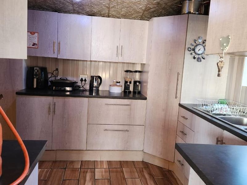 Three-Bedroom Home for Sale in Graceland, Khayelitsha - Photo 9