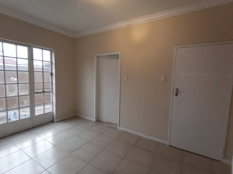 3 Bedroom townhouse for sale in Norkem Park Ext 2 - Photo 8