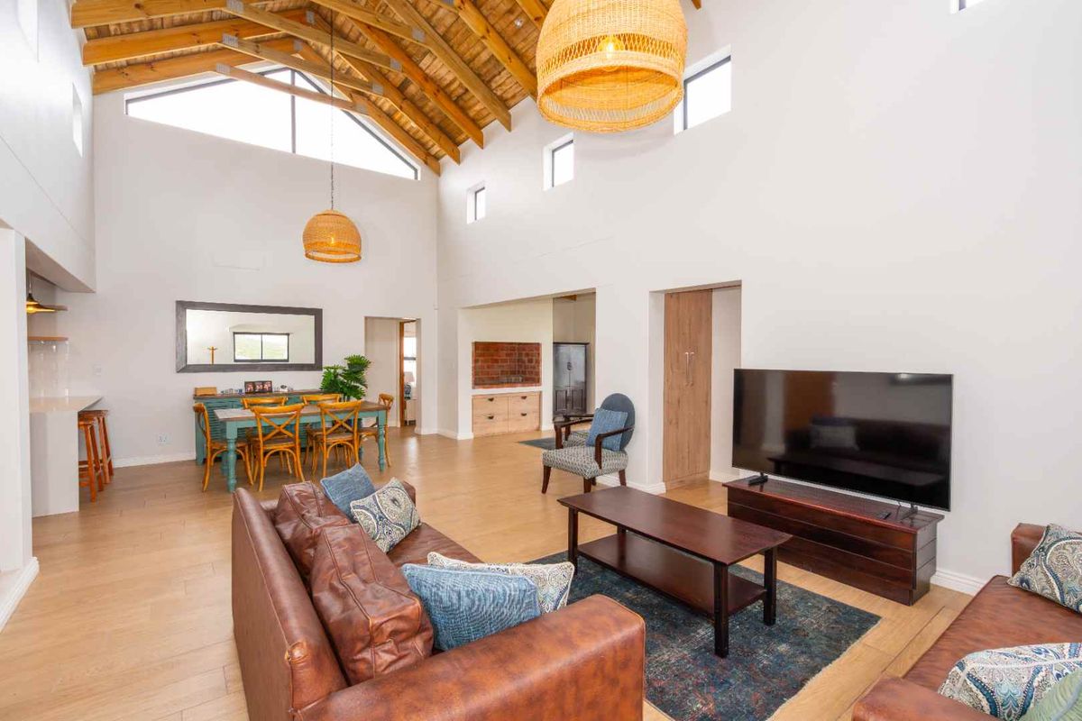 Modern New Build in Secure Estate, St Helena Bay - Photo 5