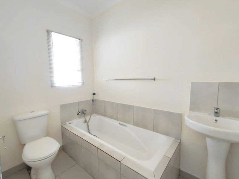 3-Bedroom 1 Bath Home in Witpoortjie - Photo 5