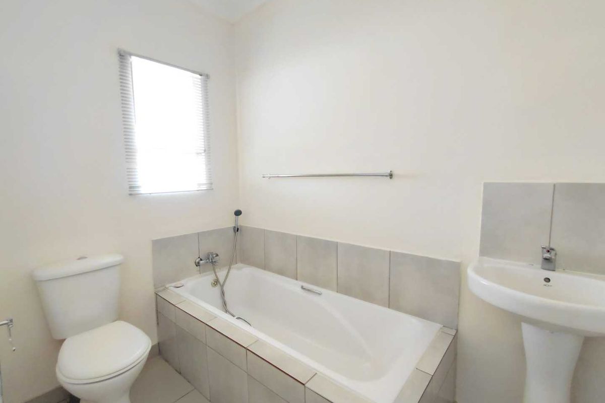 3-Bedroom 1 Bath Home in Witpoortjie - Photo 5