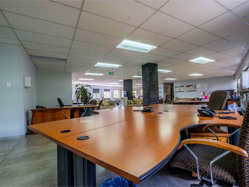 SECTIONAL TITLE! Commercial office space in the heart of Bruma - Photo 6