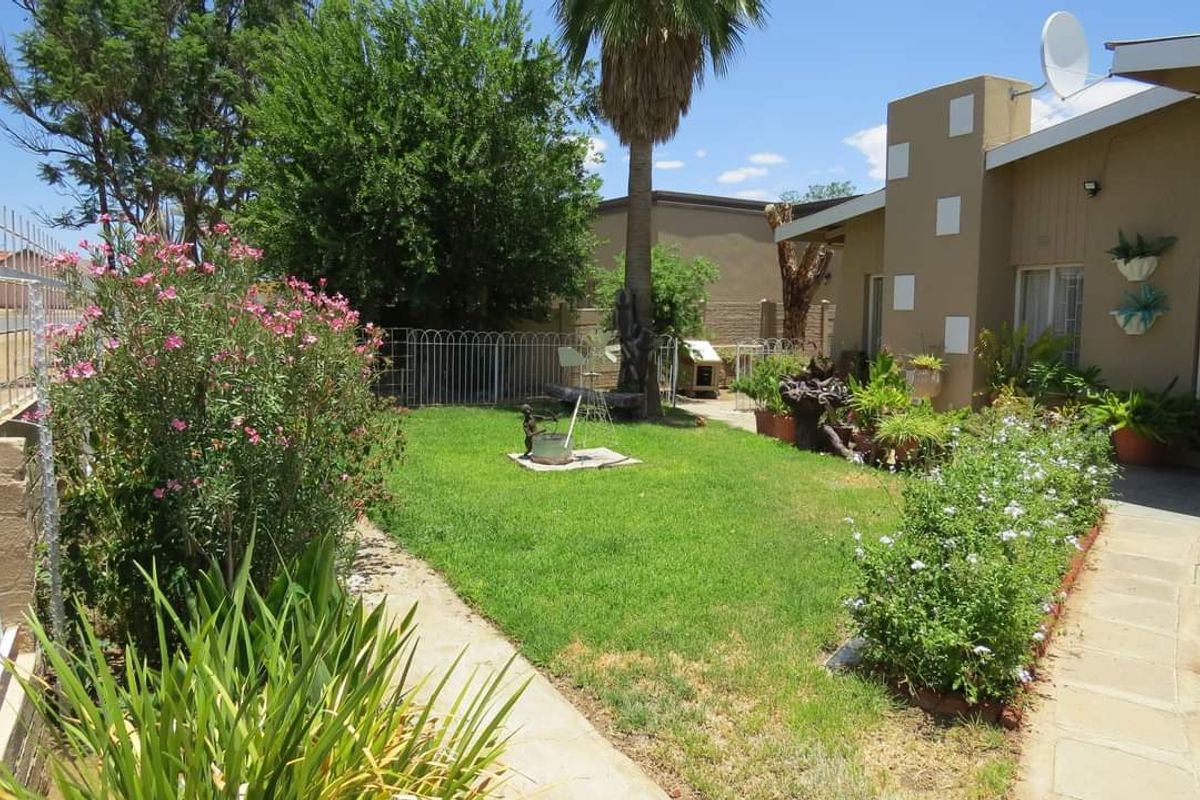 Okahandja - House for Sale - Photo 2