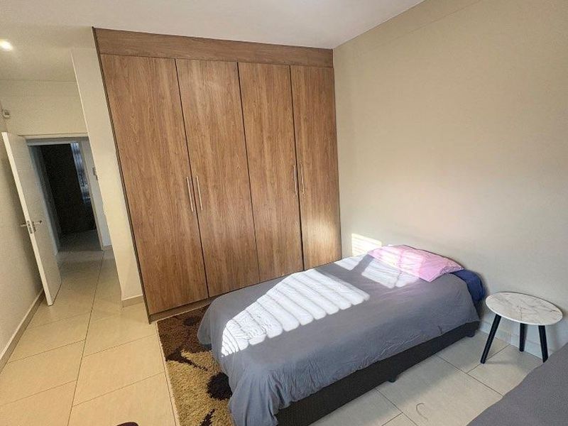 3 Bedrooms Townhouse To Rent in Walvis Bay Central - Photo 10
