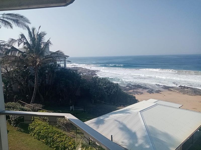 Breathtaking Sea Views and Direct Beach Access. - Photo 2
