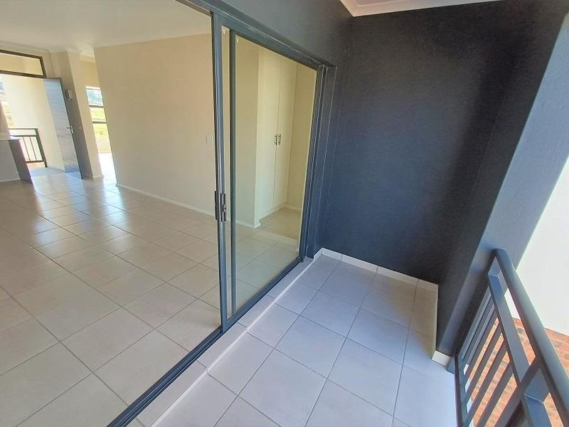 FOR RENT  |  Hillcrest  |  Kings Gate Estate  |  3 Bedroom Apartment - Photo 9