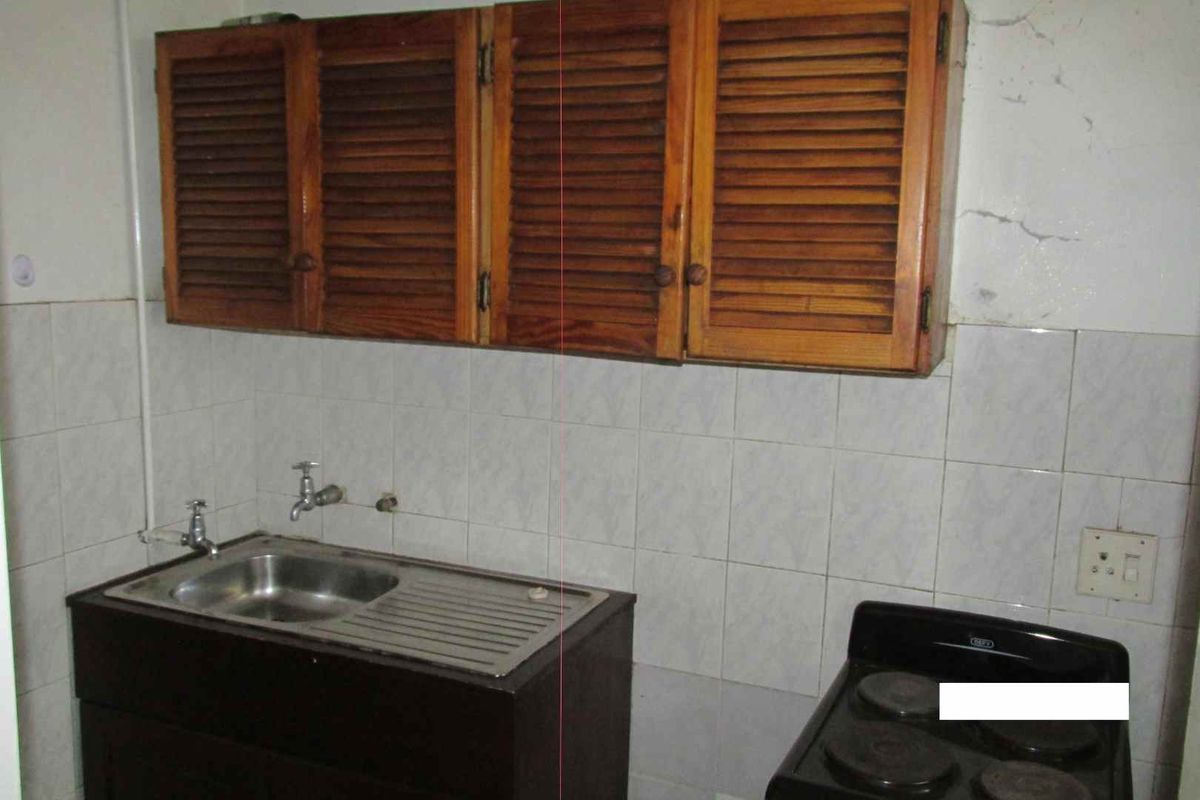 BACHELOR FLAT TO RENT IN SUNNYSIDE - Photo 4