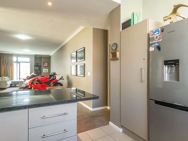 Hens Teeth TWO almost three bed unit in much sought after beachfront complex - Photo 8