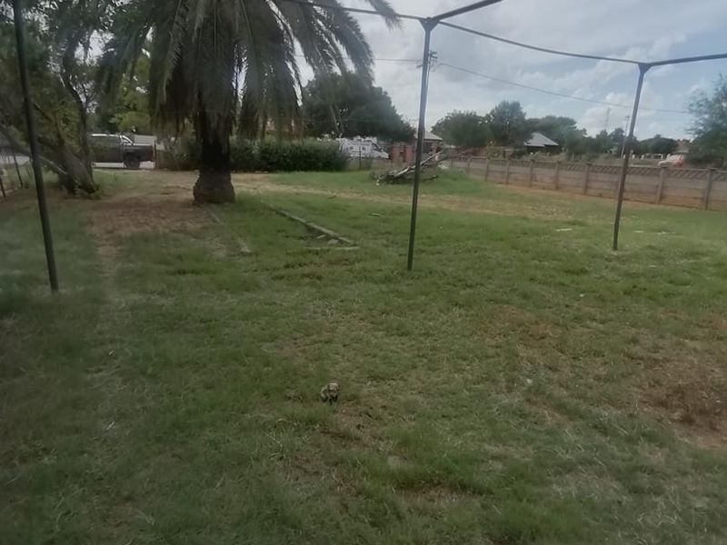 Vacant Land - R300 000.00 - Photo 6