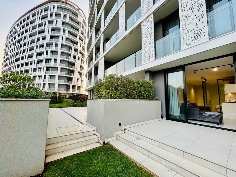 Luxurious one bedroom apartment for sale at Ellipse Waterfall - Photo 3