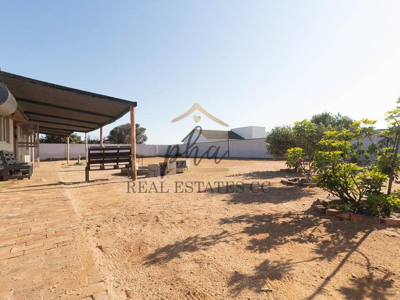 Fully Furnished 3-Bedroom House For Sale - Photo 2