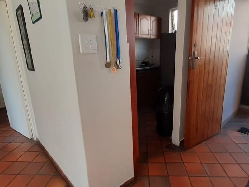 Charming 1-Bedroom Garden Flat in Fields Hill - Available 1 August, No Pets - Photo 3