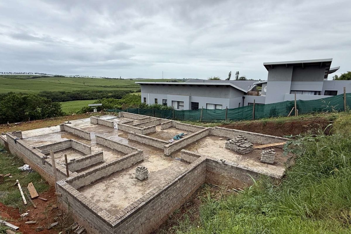 Vacant land with foundations plus plans - Photo 4