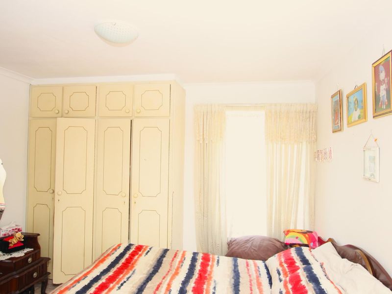 3 Bedroom House Wyebank Kloof. - Photo 8