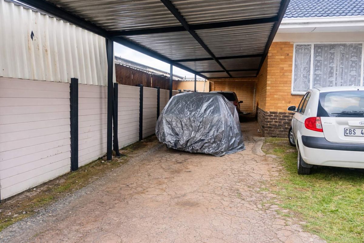 Family Home For Sale - Photo 2