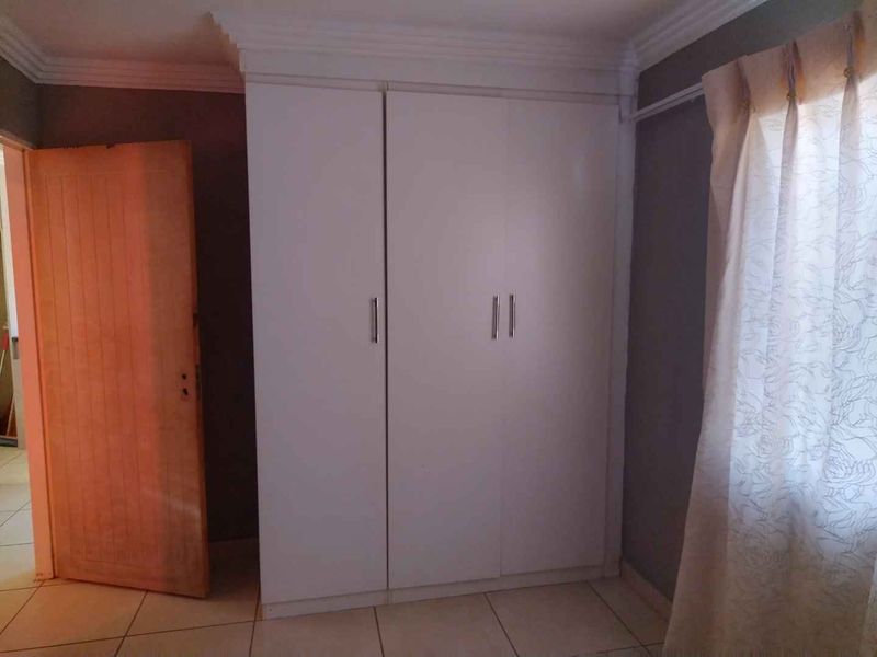 Stunning RDP house to rent in Soshanguve South - Photo 8