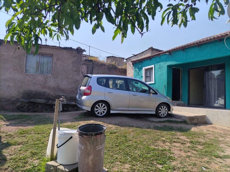Welcome to your future home sweet home, nestled in the captivating locale of Luganda - Photo 10