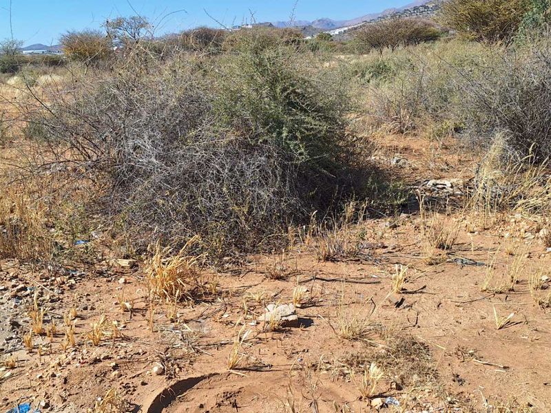 "2384m2 Business Plot in Okahandja: Your Next Big Venture!" - Photo 3
