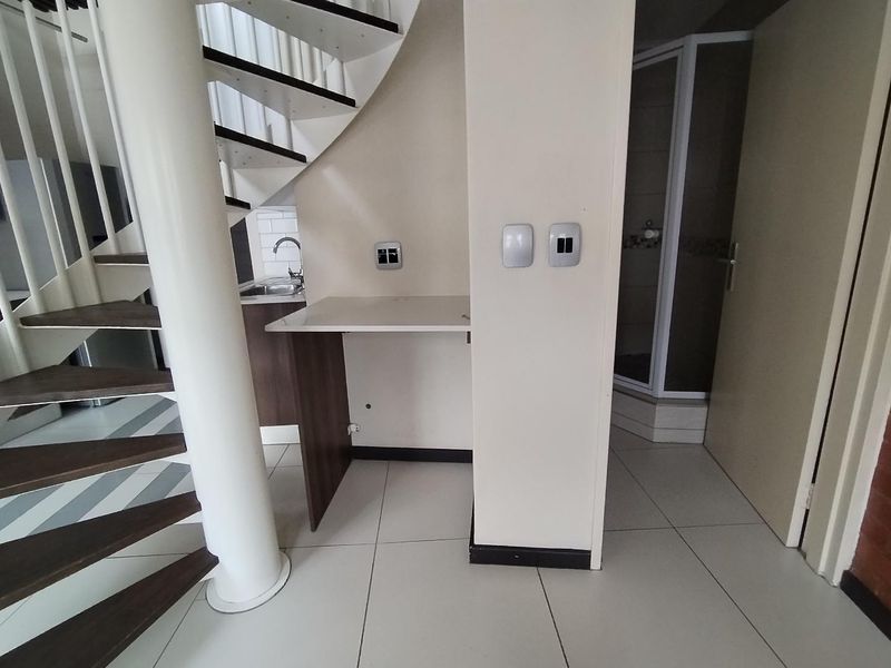 Duncan Court Luxury Student unit - Photo 6