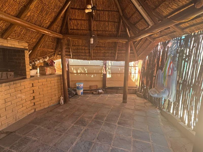 Family Home and great Investment in Beaconsfield - Photo 5