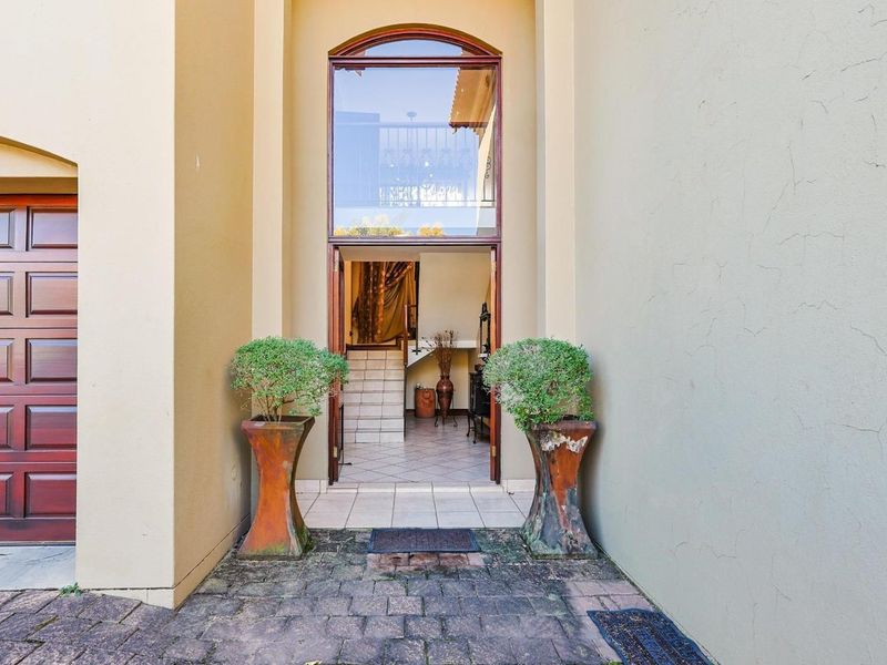 Stunning Fully Furnished Family Home in Silver Lakes Golf and Wildlife Estate – For Rent! - Photo 3