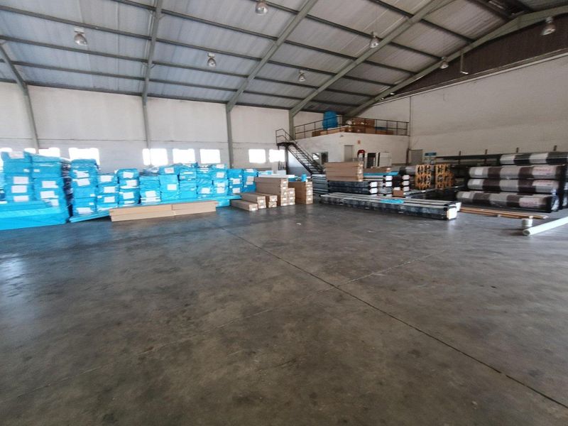 Two Warehouses | Yard | Super-Link Access - Photo 7