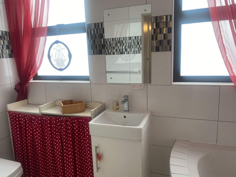 4 Bedroom house in Omeya Golf Estate - Photo 7