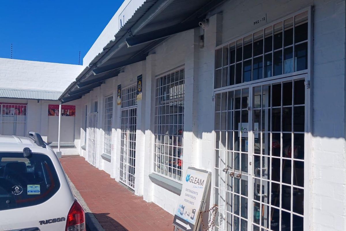 90 sqm Retail Space To Let | Ottery Value Centre - Photo 3