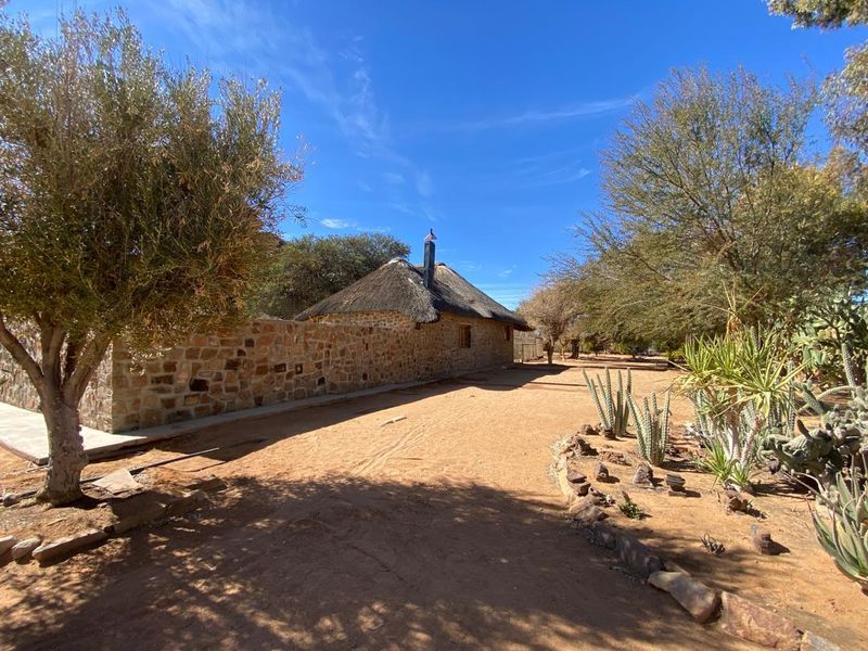 FOR SALE- FARM A FEW KM FROM AUS, NAMIBIA. - Photo 6