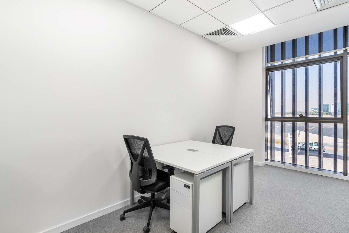 24/7 access to designer office space for 1 person in Spaces Umhlanga. - Photo 2