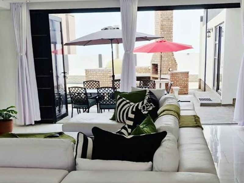 FOR SALE:EXCLUSIVE DOUBLE-STOREY HOME WITH SPECTACULAR BEACH VIEWS, SWAKOPMUND, NAMIBIA - Photo 8