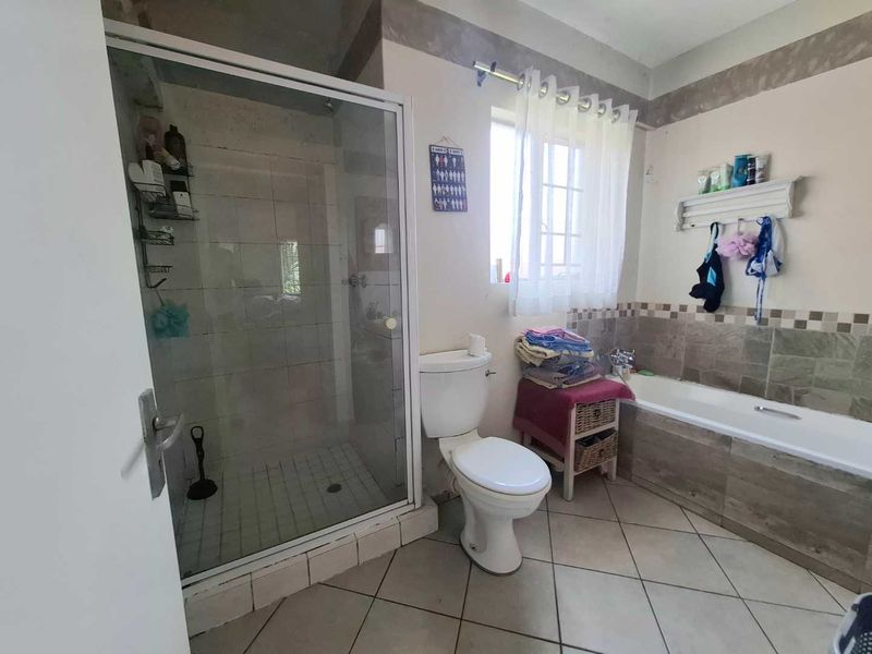 2 Bedroom On Ground Floor! - Photo 8