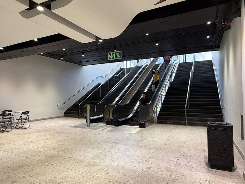 36m2 retail unit to let in newly refurbished The Mutual - Photo 6