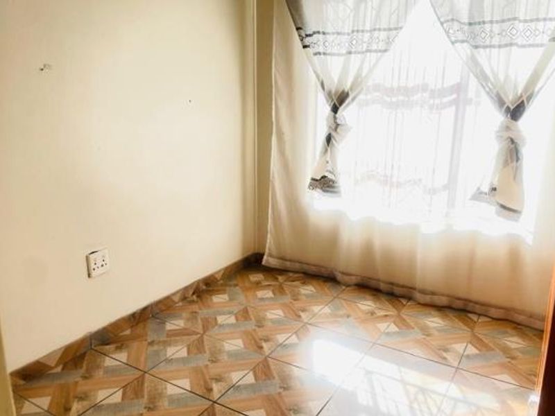 Spacious Rental Property with Flatlet in Goudrand Ext. 3, Rood - Photo 8