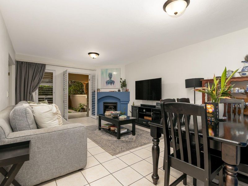 3 Bedroom Apartment / Flat for Sale in Dainfern - Photo 2