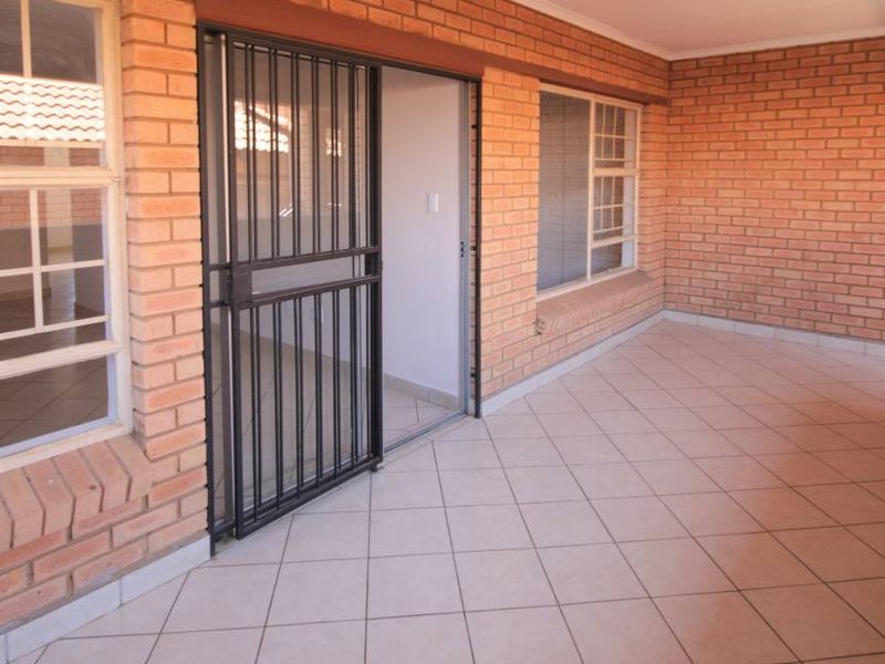 Loadshedding free area! - Photo 4