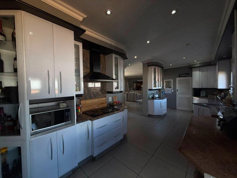 Double storey conventional - Photo 4