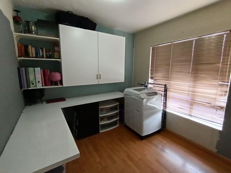 Apartment For Sale in Verwoedpark  Alberton - Photo 9