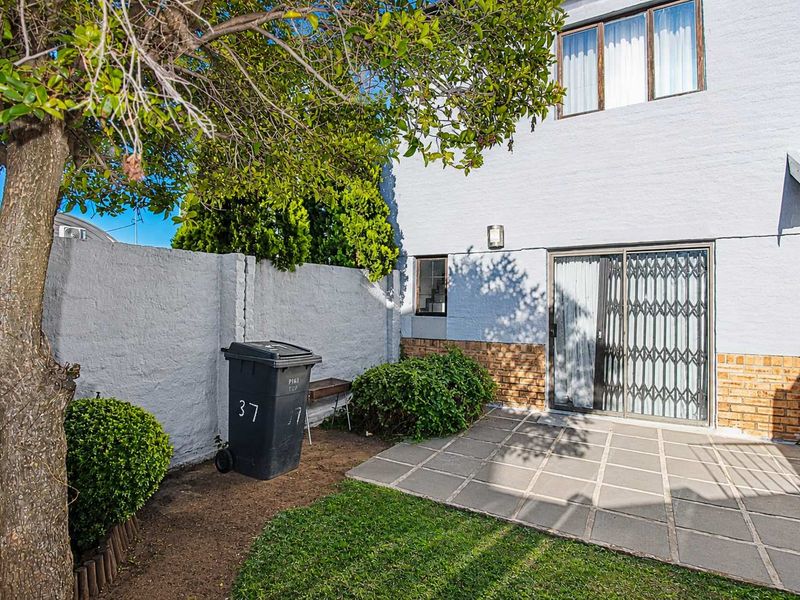 2 Bedroom Cluster for rent in Halfway Gardens - Photo 1